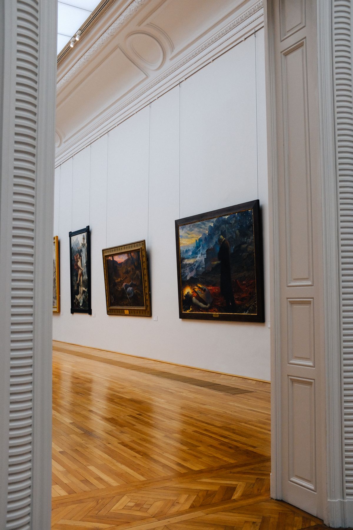 Fine art collection gallery